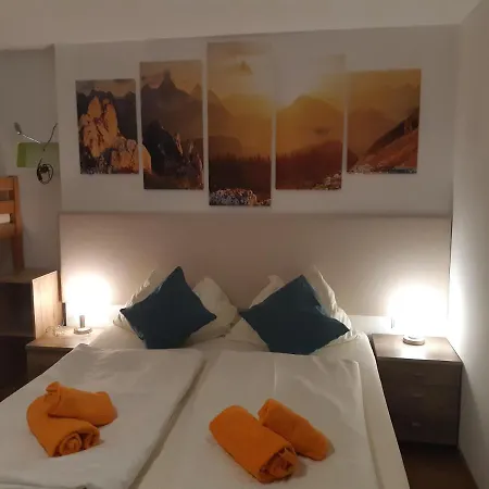 Klug Zum Ehrensepp Szálloda