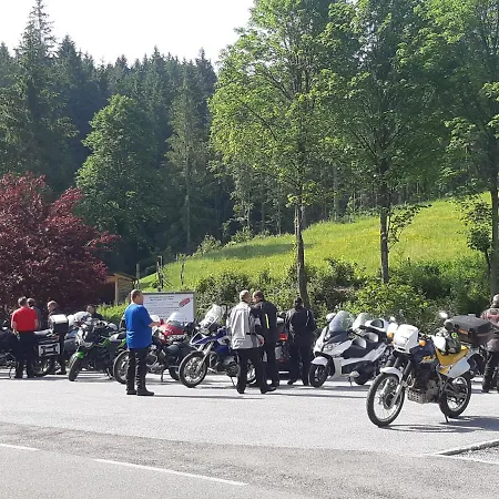 Klug Zum Ehrensepp Modriach