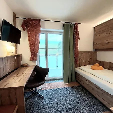 Klug Zum Ehrensepp 3* Modriach