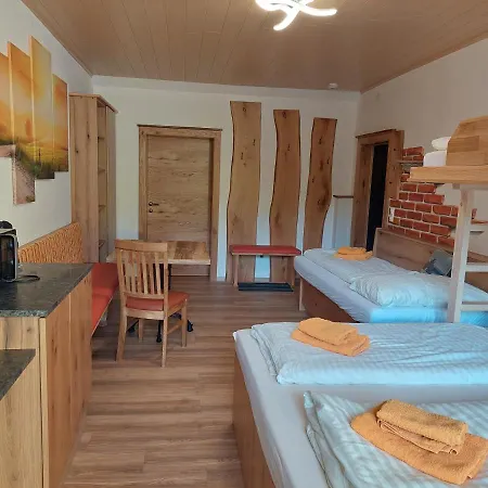 Klug Zum Ehrensepp 3*