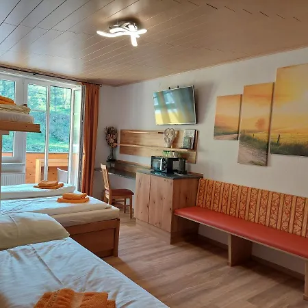 Klug Zum Ehrensepp Szálloda 3*