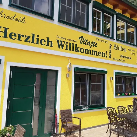 Klug Zum Ehrensepp Hotel 3*