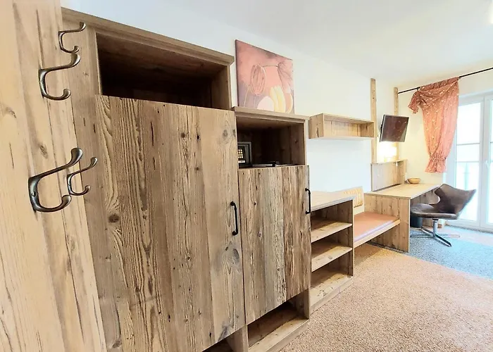 Klug Zum Ehrensepp Modriach