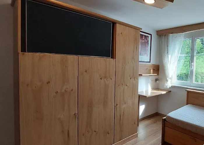 Klug Zum Ehrensepp Hotel