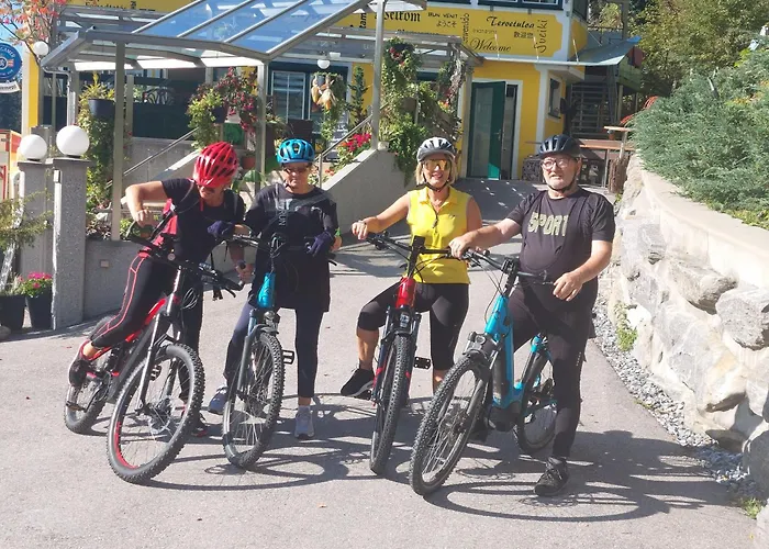 Klug Zum Ehrensepp Modriach